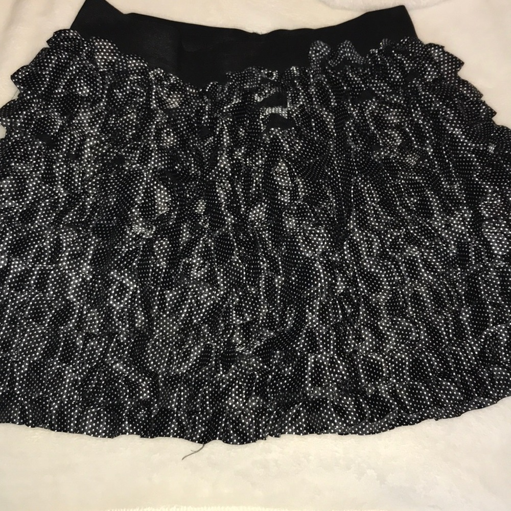 Black white polka dot ruffled icing skirt